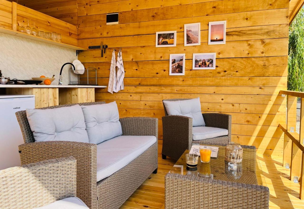 Cozyhut Бунгало Под Наем Chernomorets Ngoại thất bức ảnh