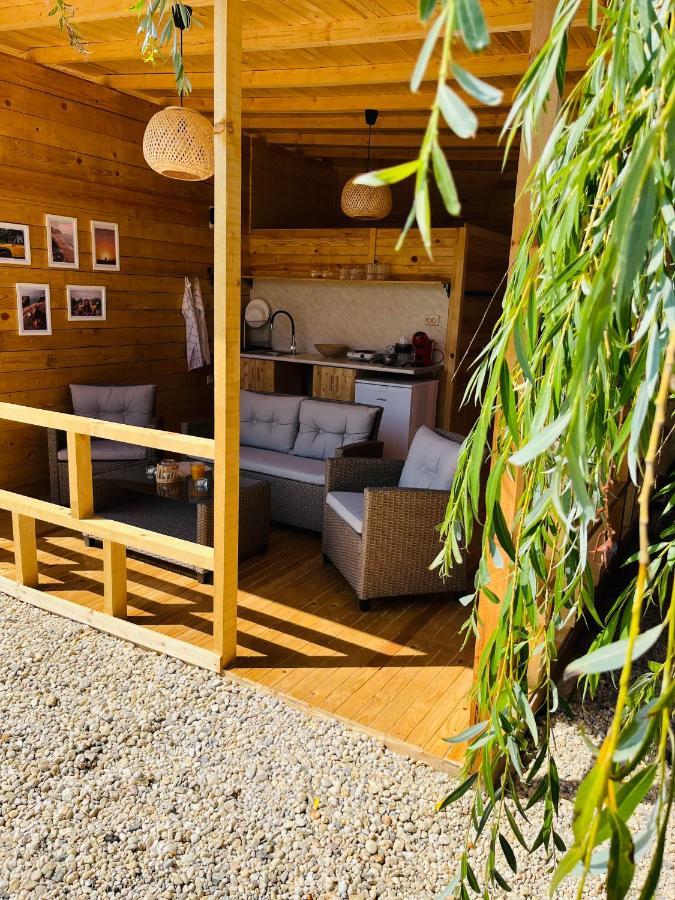 Cozyhut Бунгало Под Наем Chernomorets Ngoại thất bức ảnh