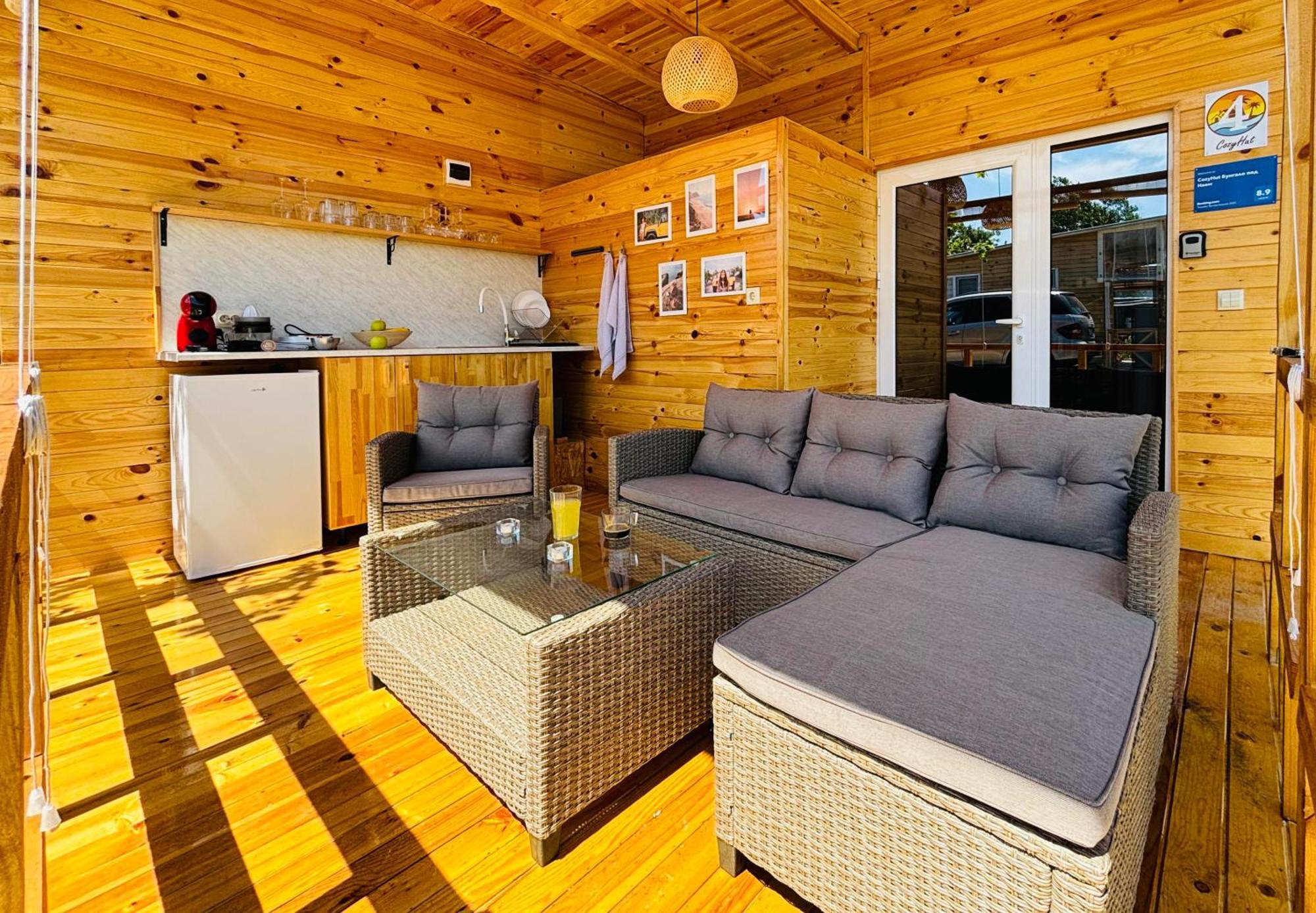 Cozyhut Бунгало Под Наем Chernomorets Ngoại thất bức ảnh